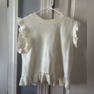Andree by UNIT Ruffled Cropped Sweater